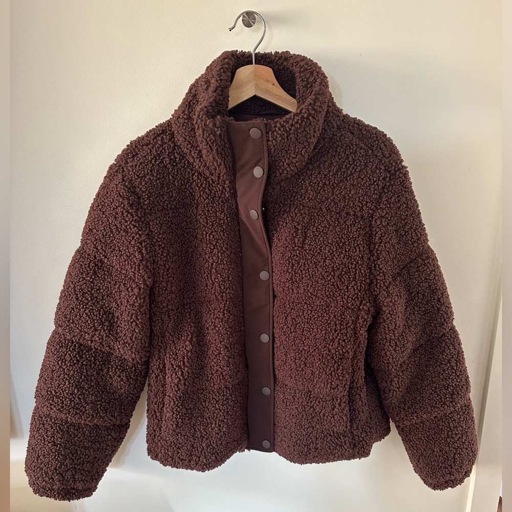Gentle Fawn Size Medium fleece jacket
